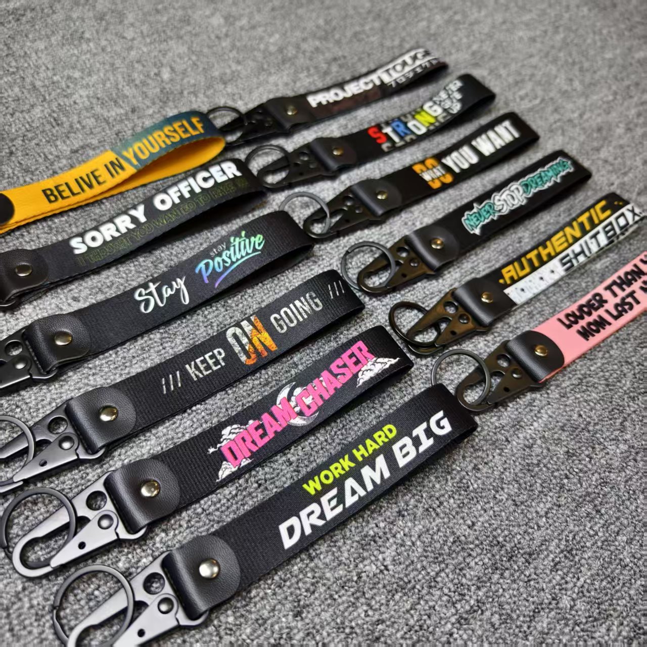 警告キータグキーホルダー引用フレーズ単語車のキーチェーンペン - Car Accessories Quotation のレビューと価格