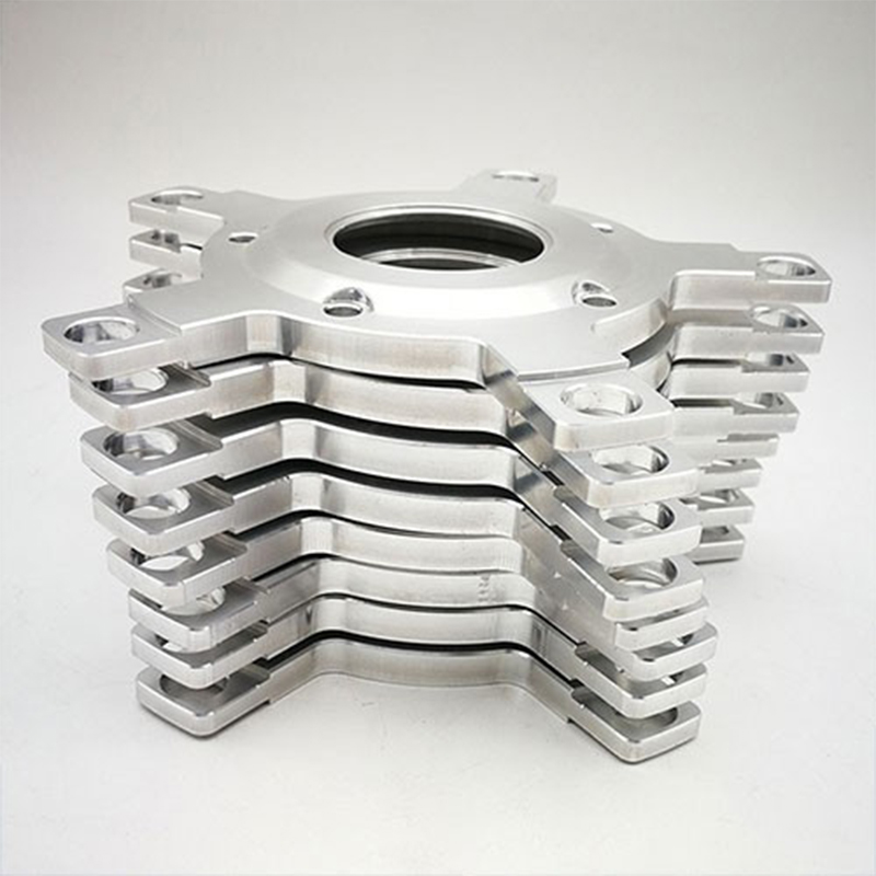 注文のアルミニウム 6061 フライス部品 CNC ミル車の - Car Accessories Quotation のレビューと価格